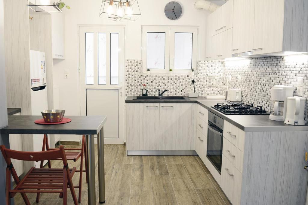 Athens City Poppy'S Dreamy Apartment, Thissio 外观 照片